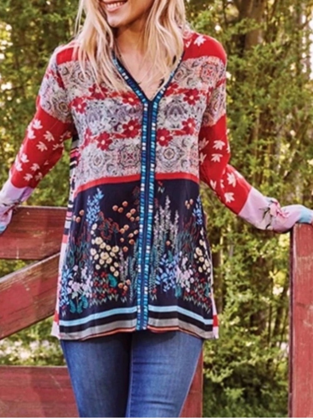 Johnny Was Ezra V-Neck Embroidered Top Blouse Size: S